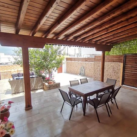 Archangelos Family House Exterior photo